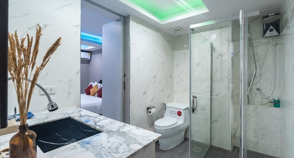 For rent 3 bedrooms apartment in Mueang Phuket, Phuket