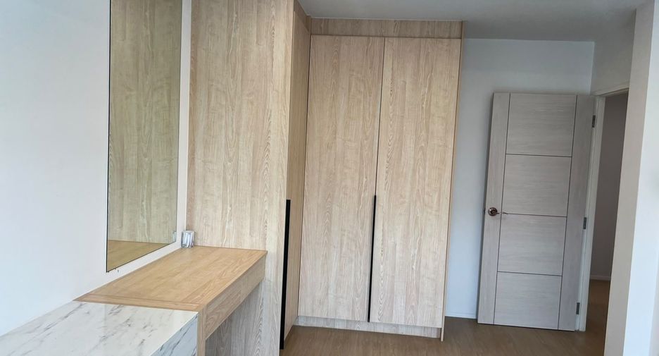 For rent 3 bedrooms townhouse in Mueang Phuket, Phuket