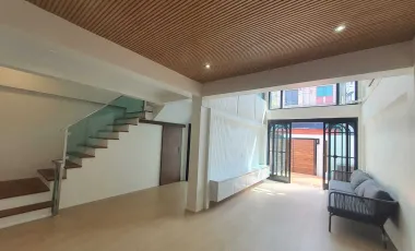 For rent 3 bedrooms townhouse in Mueang Phuket, Phuket