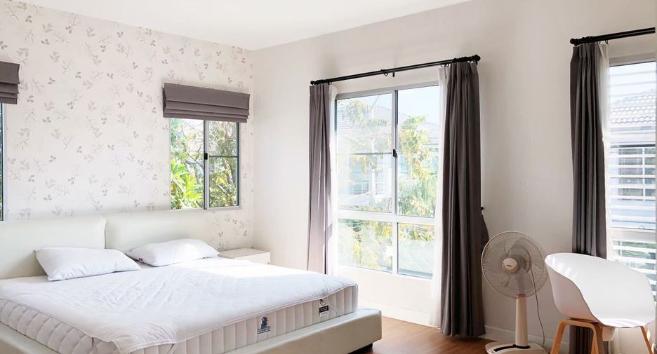 For sale 3 bedrooms house in Bang Phli, Samut Prakan