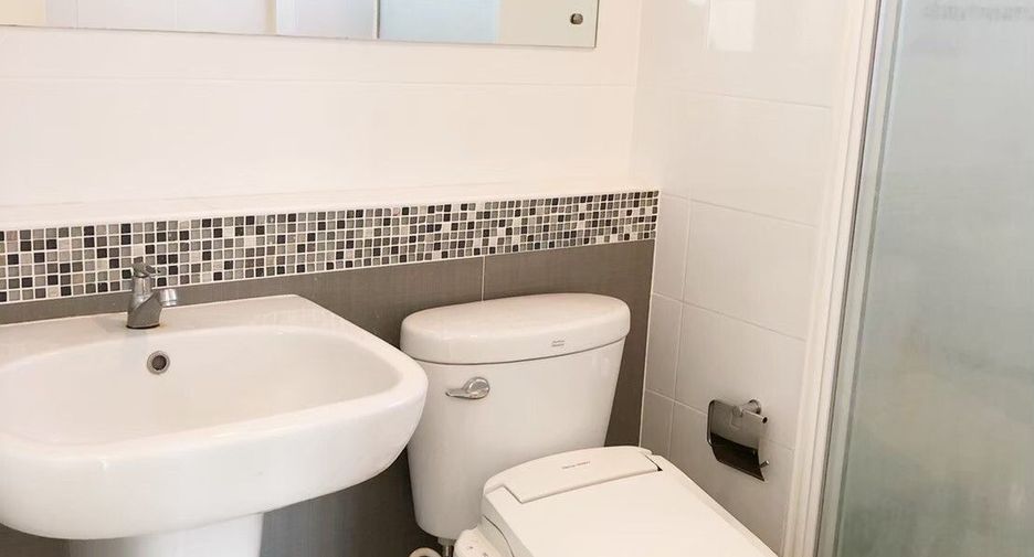 For sale 3 bedrooms house in Bang Phli, Samut Prakan