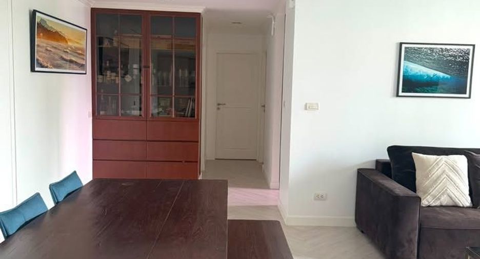 Condo en alquiler de 3 habitaciones en Khlong Toei, Bangkok