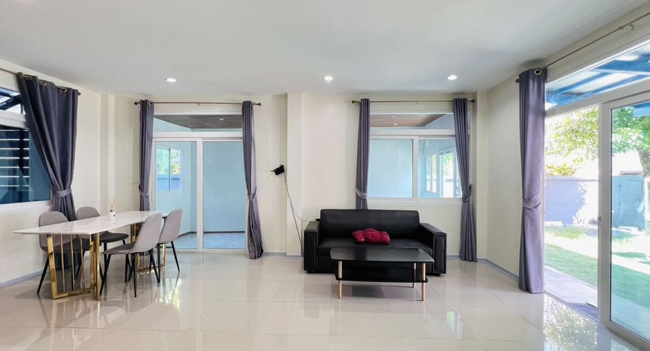 For rent 3 bedrooms house in Mueang Phuket, Phuket