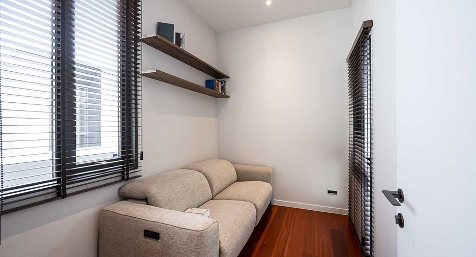 For rent 4 bedrooms house in Suan Luang, Bangkok