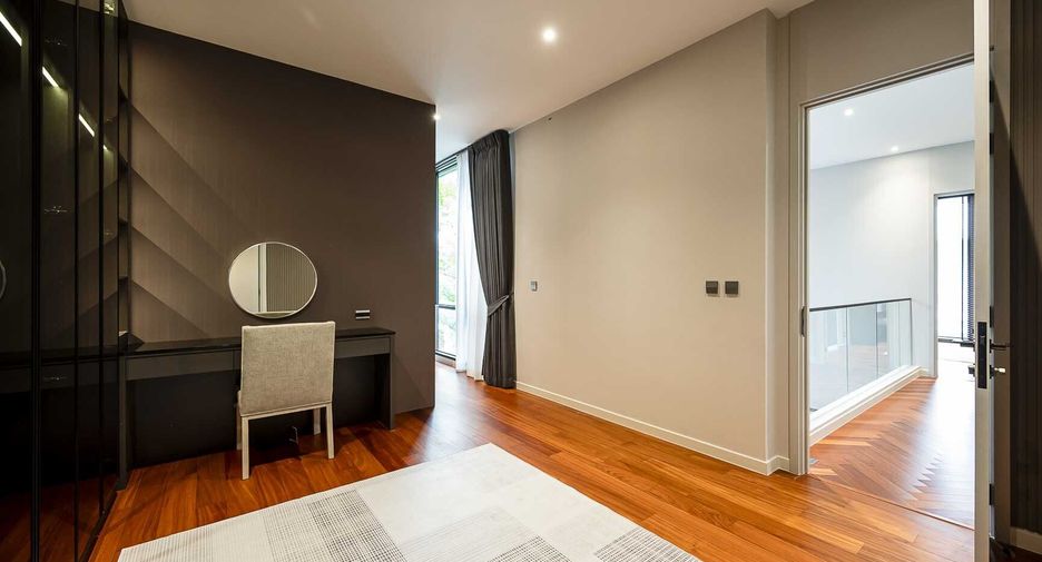 For rent 4 bedrooms house in Suan Luang, Bangkok
