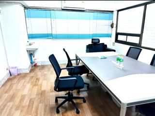 For rent office in Huai Khwang, Bangkok