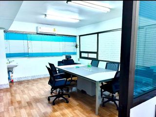 For rent office in Huai Khwang, Bangkok