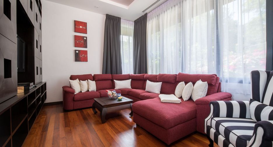 For rent 5 bedrooms villa in Mueang Phuket, Phuket