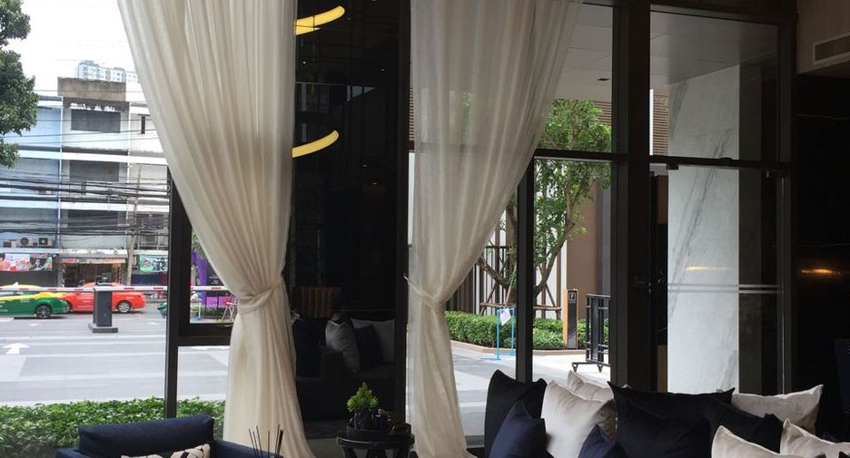 Wohnung zum Kauf und zur Miete mit 2 Zimmer in Khlong Toei, Bangkok