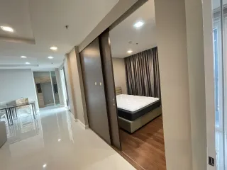 Apartamento en alquiler de 2 habitaciones en Mueang Samut Prakan, Samut Prakan
