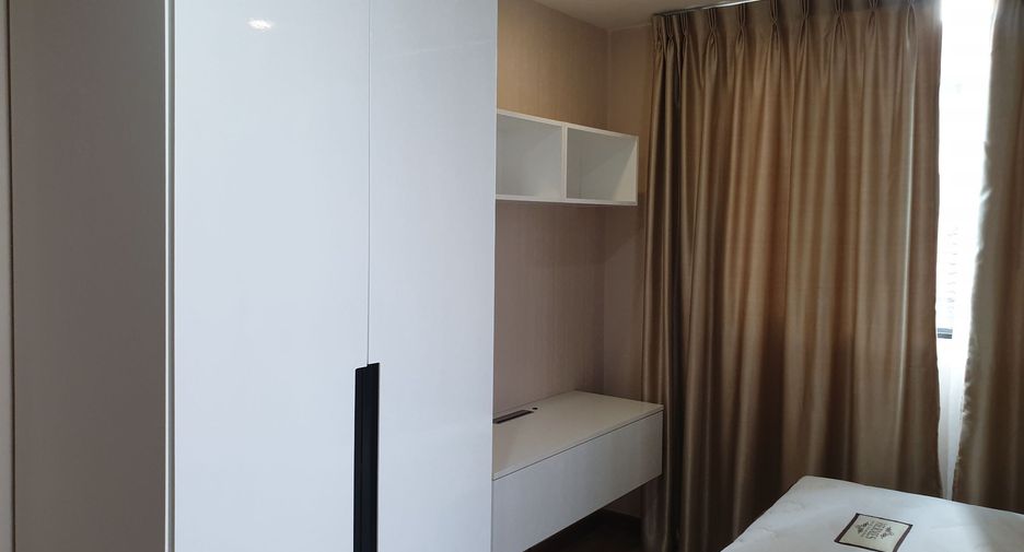 For sale 3 bedrooms condo in Phaya Thai, Bangkok