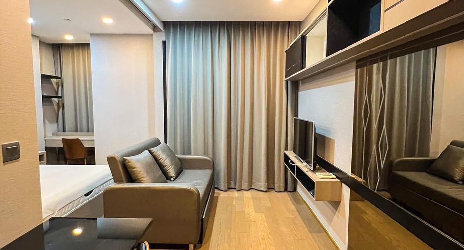 Wohnung zur Miete mit 1 Zimmer in Bang Rak, Bangkok