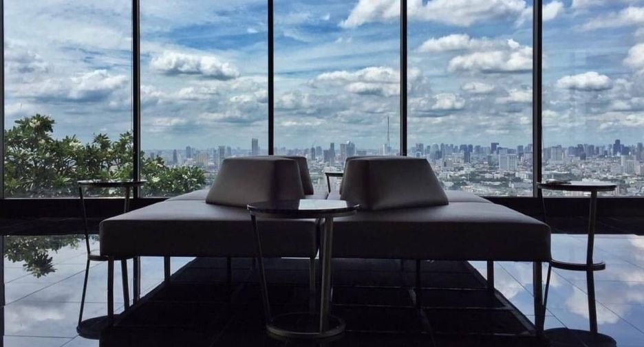 For sale 1 bed condo in Bang Phlat, Bangkok