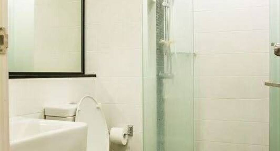 For sale 1 bed condo in Bang Phlat, Bangkok