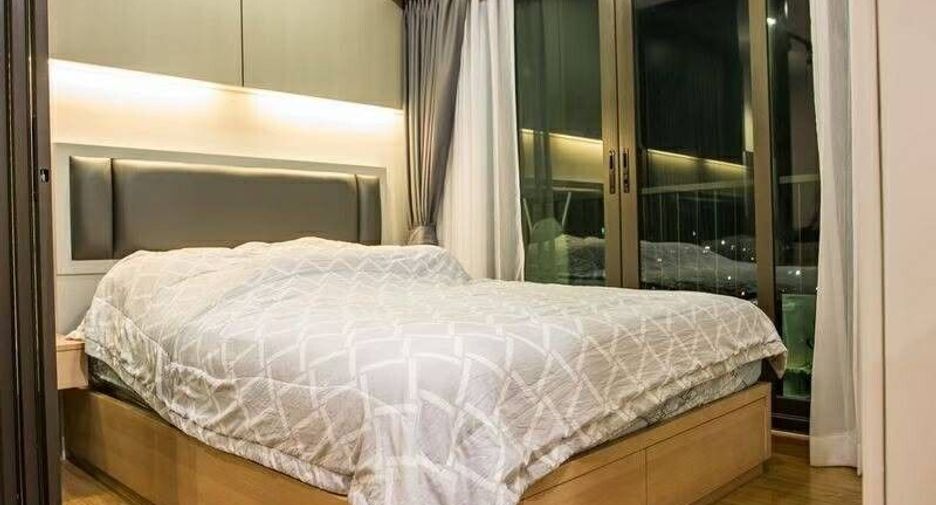 For sale 1 bed condo in Bang Phlat, Bangkok