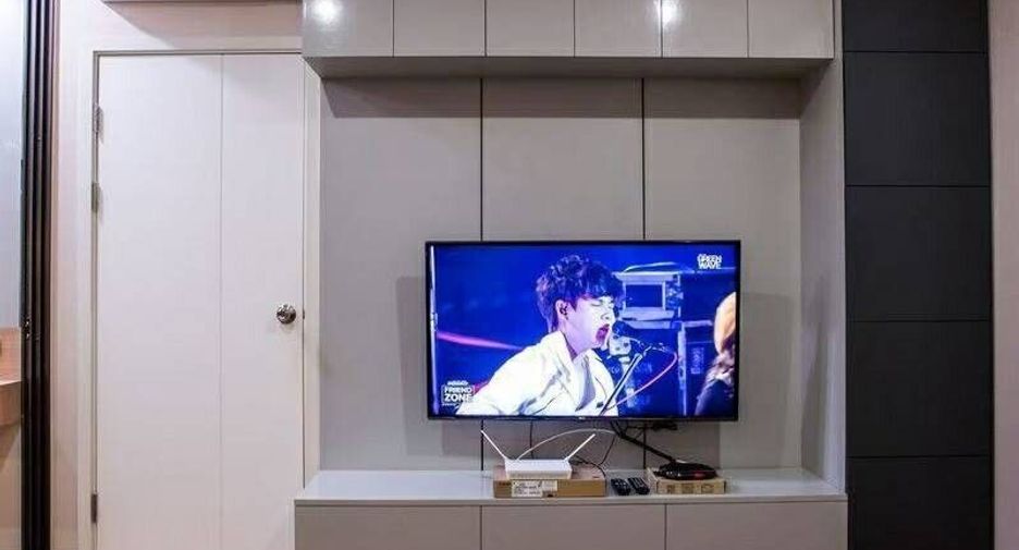 For sale 1 bed condo in Bang Phlat, Bangkok
