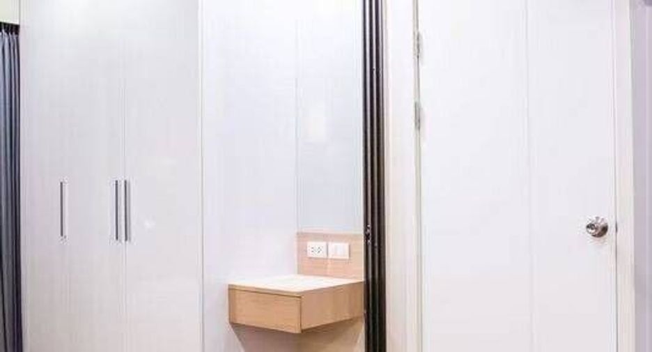 For sale 1 bed condo in Bang Phlat, Bangkok