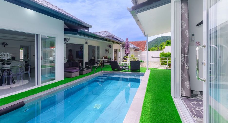 For sale 5 ベッドルーム villa in Mueang Phuket, Phuket