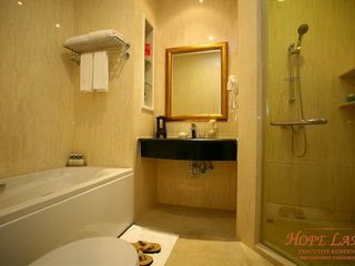 Apartment zur Miete mit 2 Zimmer in Khlong Toei, Bangkok