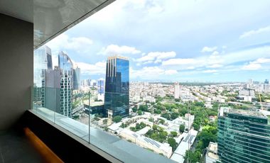For sale 2 ベッドルーム condo in Sathon, Bangkok