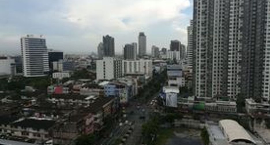 For sale 1 Beds condo in Khlong Toei, Bangkok