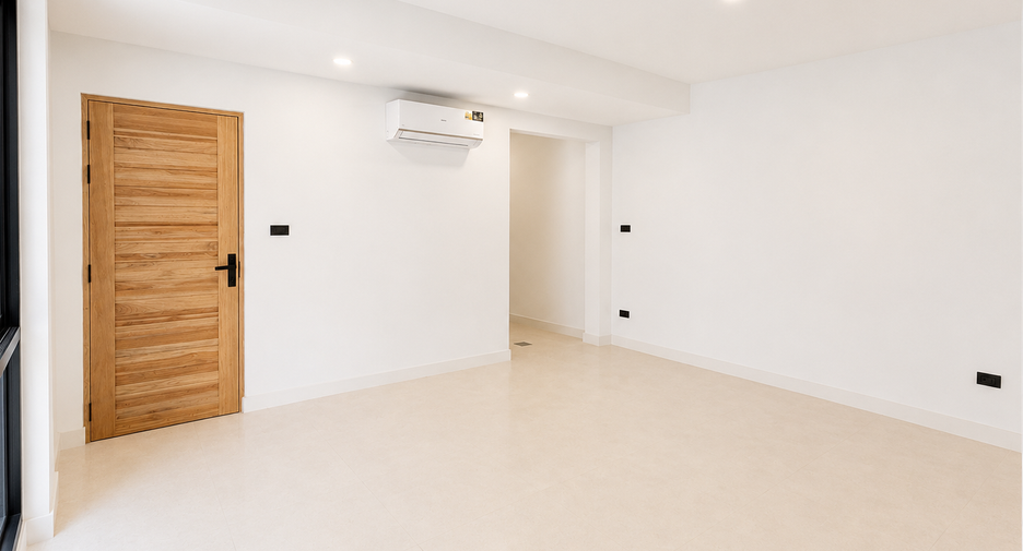 À vendre 3 chambres maison à Lat Phrao, Bangkok