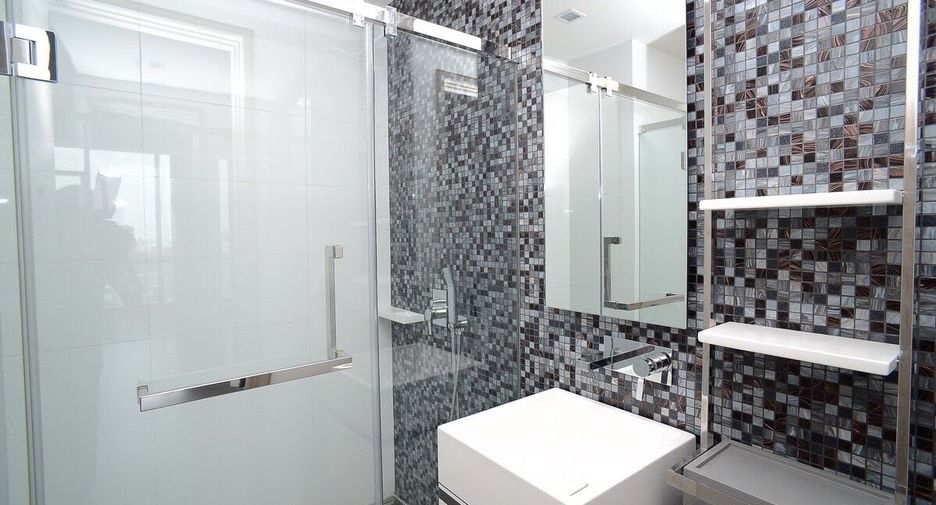 For sale 1 bed condo in Bang Rak, Bangkok