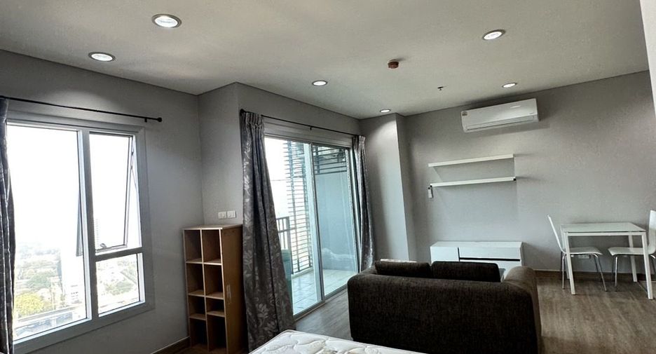 For rent 1 bed condo in Phaya Thai, Bangkok