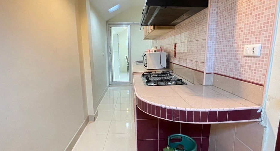 Casa en alquiler de 2 habitaciones en Mueang Phuket, Phuket