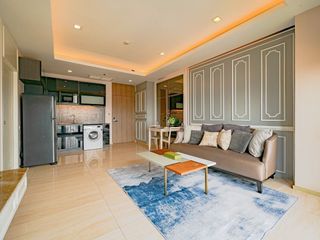 For sale 1 bed condo in Khlong Toei, Bangkok