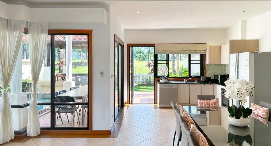 For rent 4 bedrooms villa in Thalang, Phuket