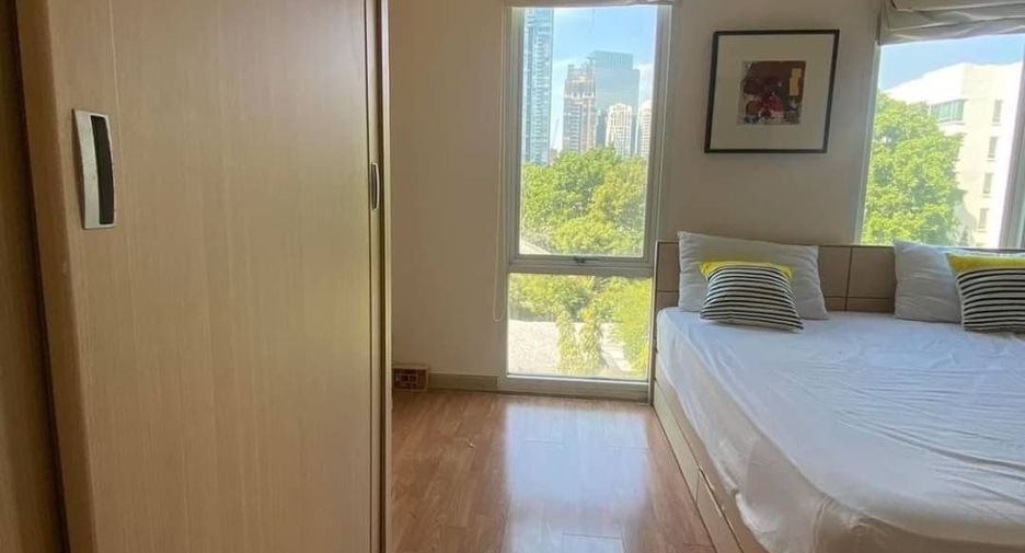 Condo en alquiler de 2 habitaciones en Khlong Toei, Bangkok