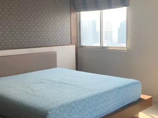 For rent 5 bedrooms condo in Sathon, Bangkok