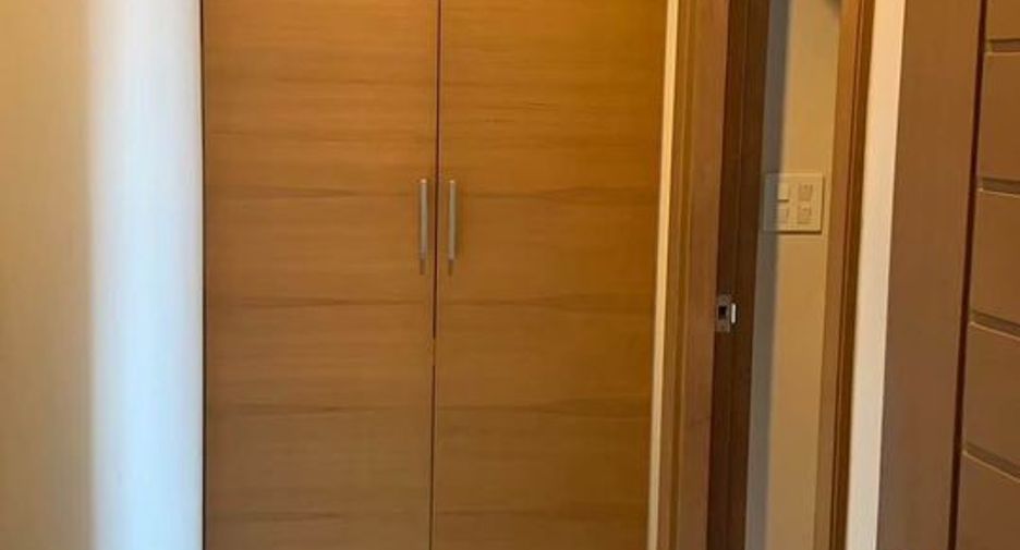 For rent 5 bedrooms condo in Sathon, Bangkok
