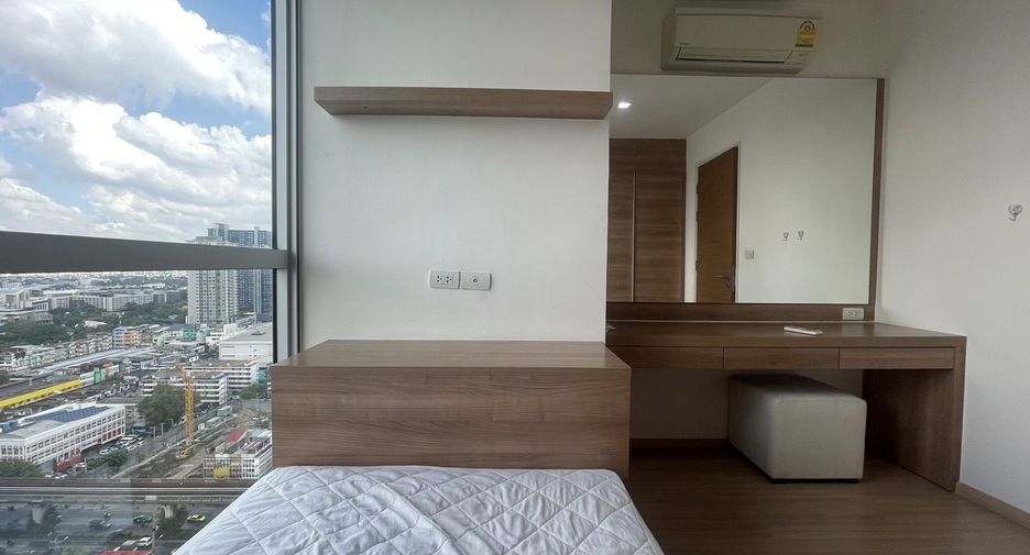Wohnung zur Miete mit 2 Zimmer in Phra Khanong, Bangkok