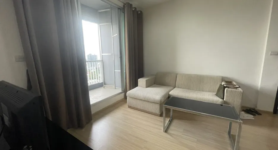 For rent 2 bedrooms condo in Phra Khanong, Bangkok