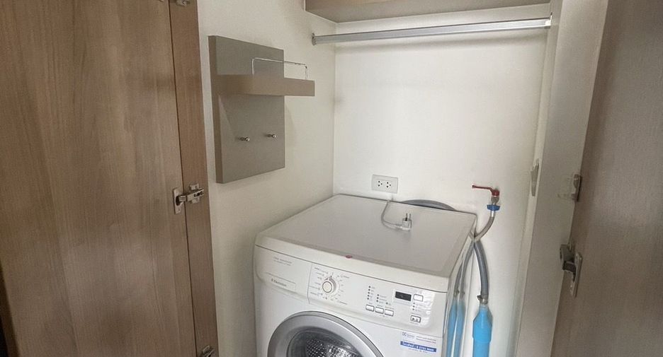 Wohnung zur Miete mit 2 Zimmer in Phra Khanong, Bangkok
