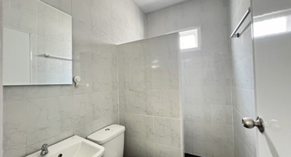 For sale 2 bedrooms house in Nong Chok, Bangkok