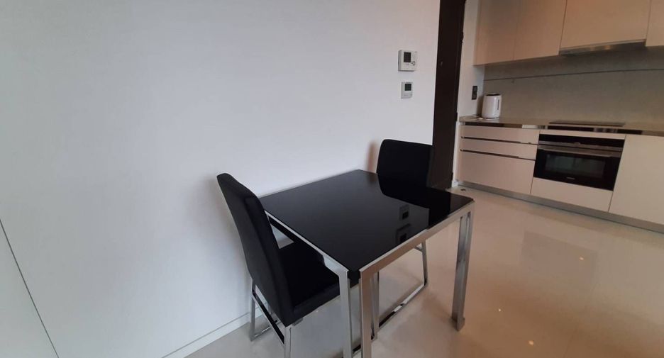 For rent 1 bed condo in Sathon, Bangkok
