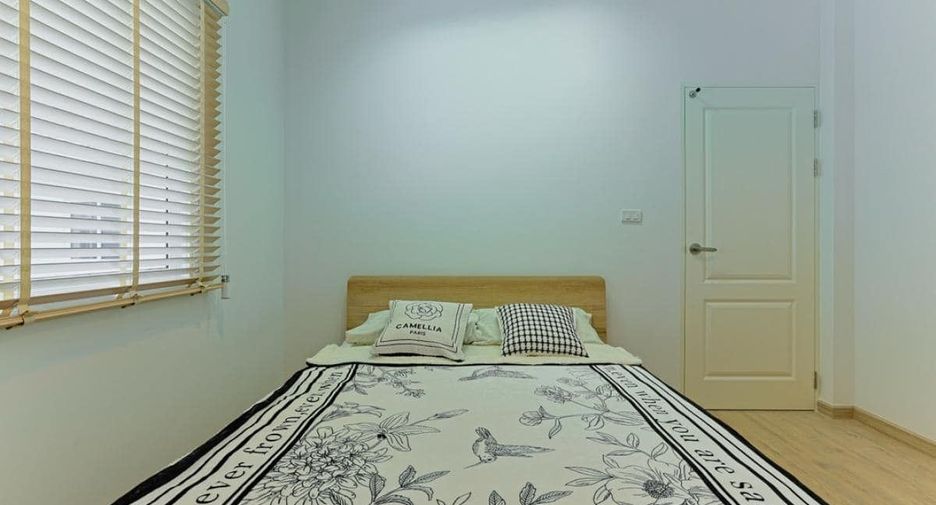 For rent 3 bedrooms house in Lat Krabang, Bangkok