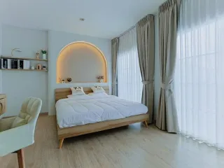 Аренда 3 спальни дом в Лат Крабанг, Бангкок