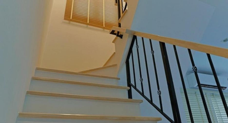 For rent 3 bedrooms house in Lat Krabang, Bangkok
