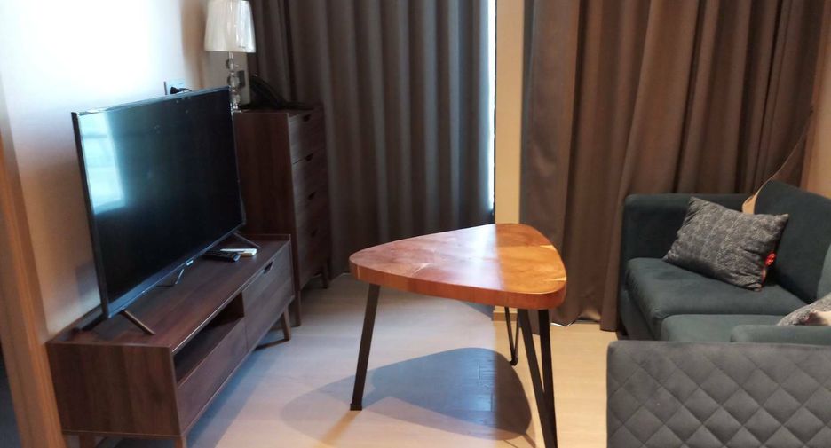 For rent 1 bed condo in Watthana, Bangkok
