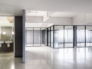For rent office in Mueang Samut Prakan, Samut Prakan