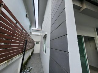 Reihenhaus zum Kauf mit 3 Zimmer in Nong Chok, Bangkok
