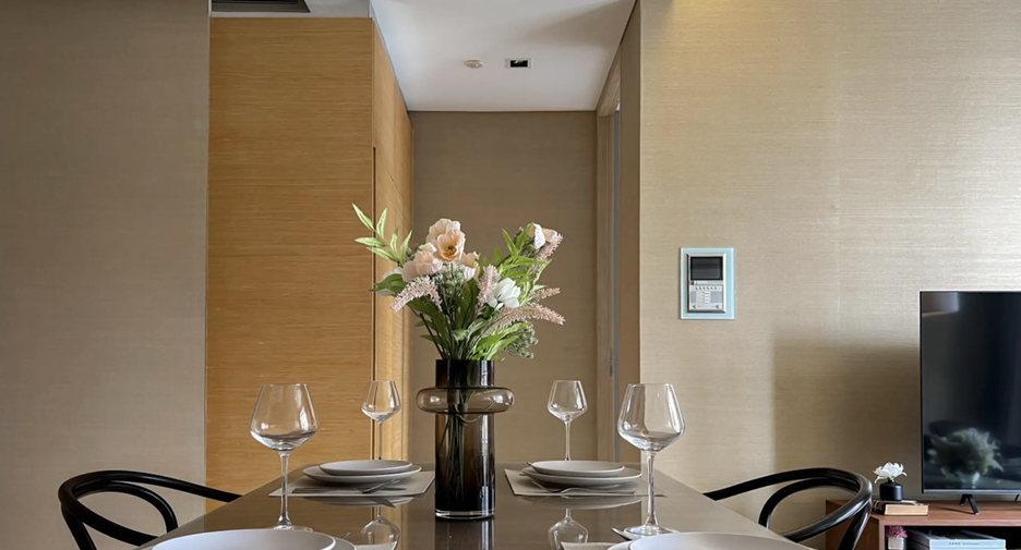 For rent 2 bedrooms condo in Sathon, Bangkok