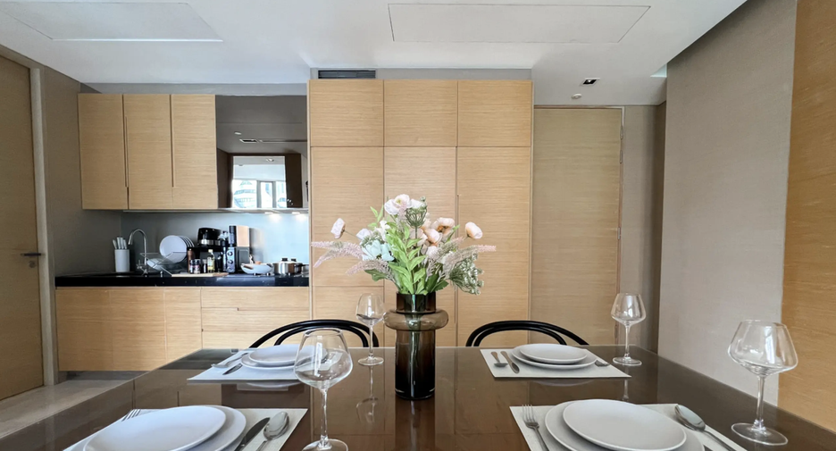 For rent 2 bedrooms condo in Sathon, Bangkok