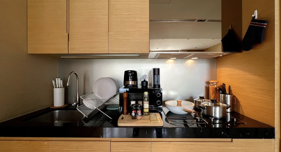 For rent 2 bedrooms condo in Sathon, Bangkok