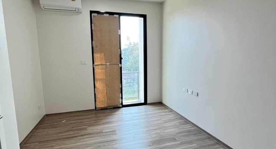 For rent 3 bedrooms house in Lat Krabang, Bangkok