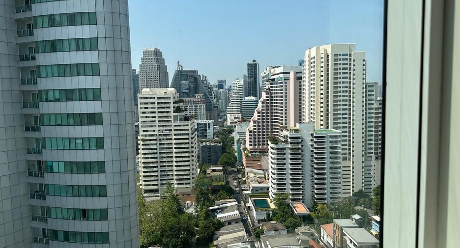 Wohnung zum Kauf mit 3 Zimmer in Khlong Toei, Bangkok